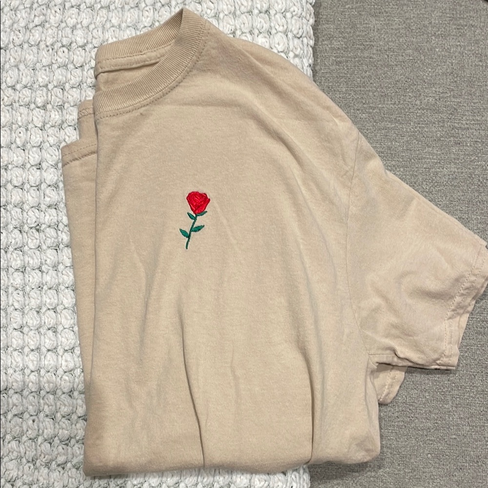 Men’s Pacsun Beige Shirt w/ Rose Embroidery